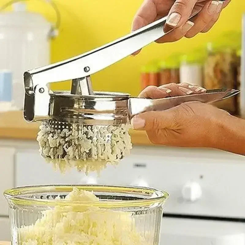 Amassador e Espremedor de Inox para Purê – Ferramenta de Cozinha para Amassar Batatas, Frutas e Legumes